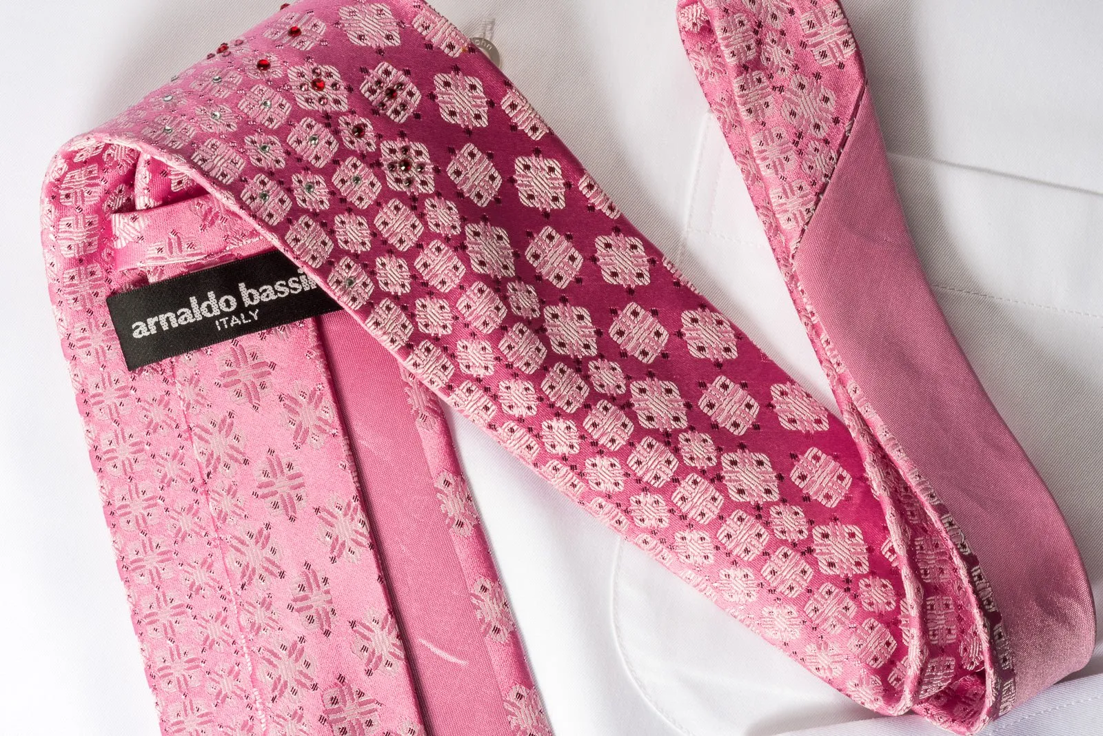 Arnaldo Bassini Rhinestone Necktie Geometric On Pink With Silver Sparkles