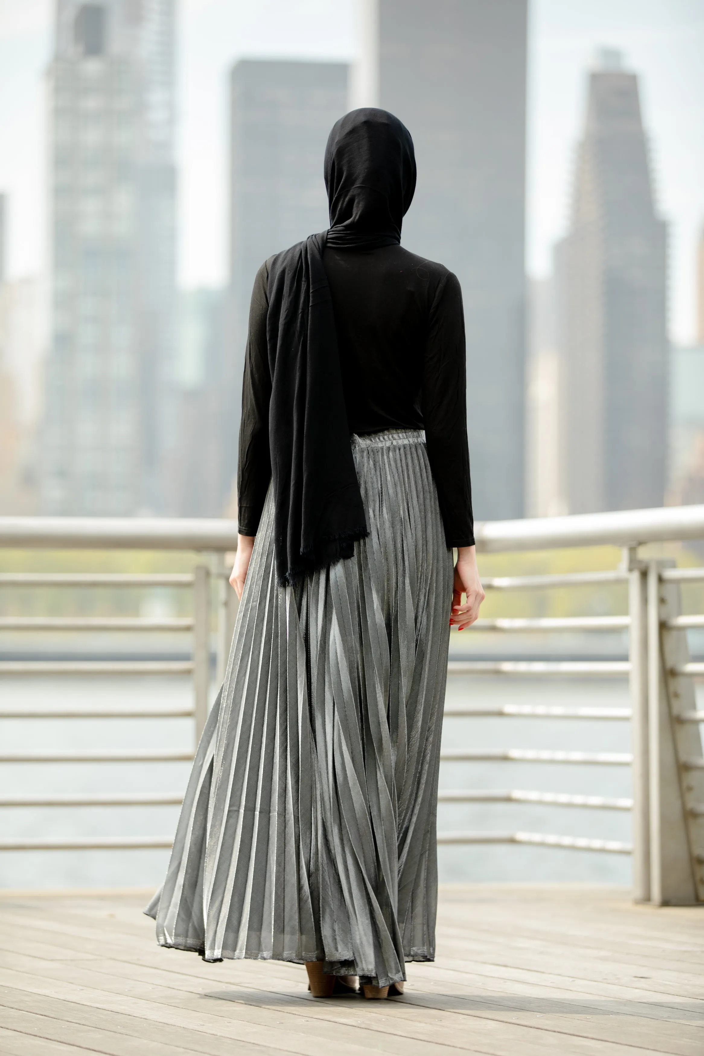 Black Modal Fringe Edge Hijab