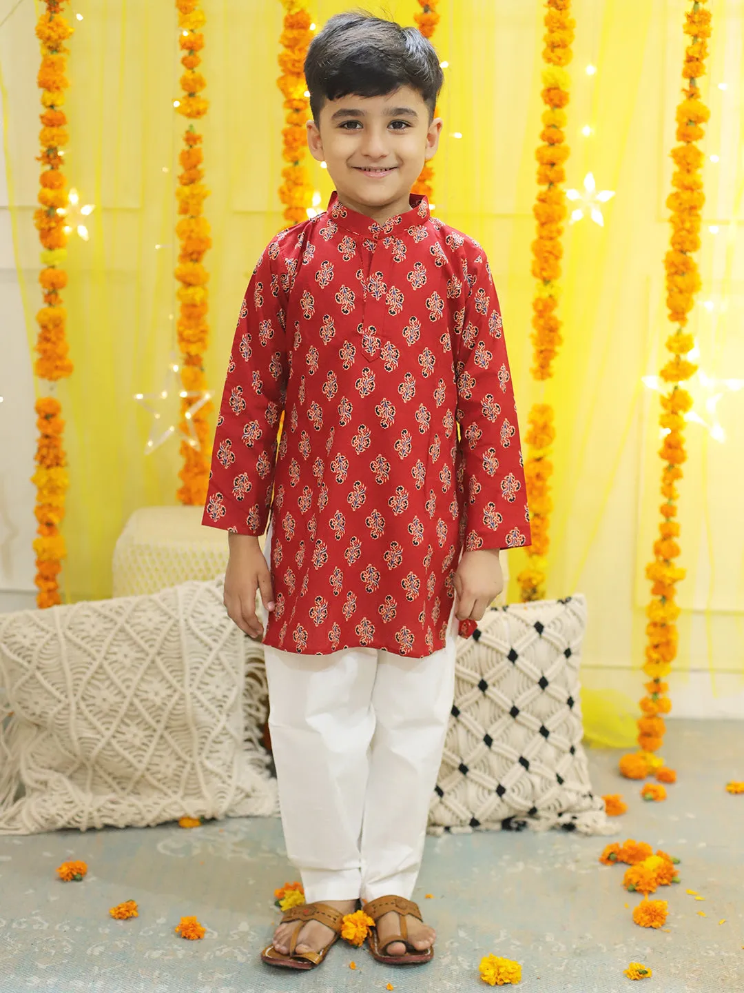 Boys Pure Cotton Printed Kurta Pajama With Jacket - Red