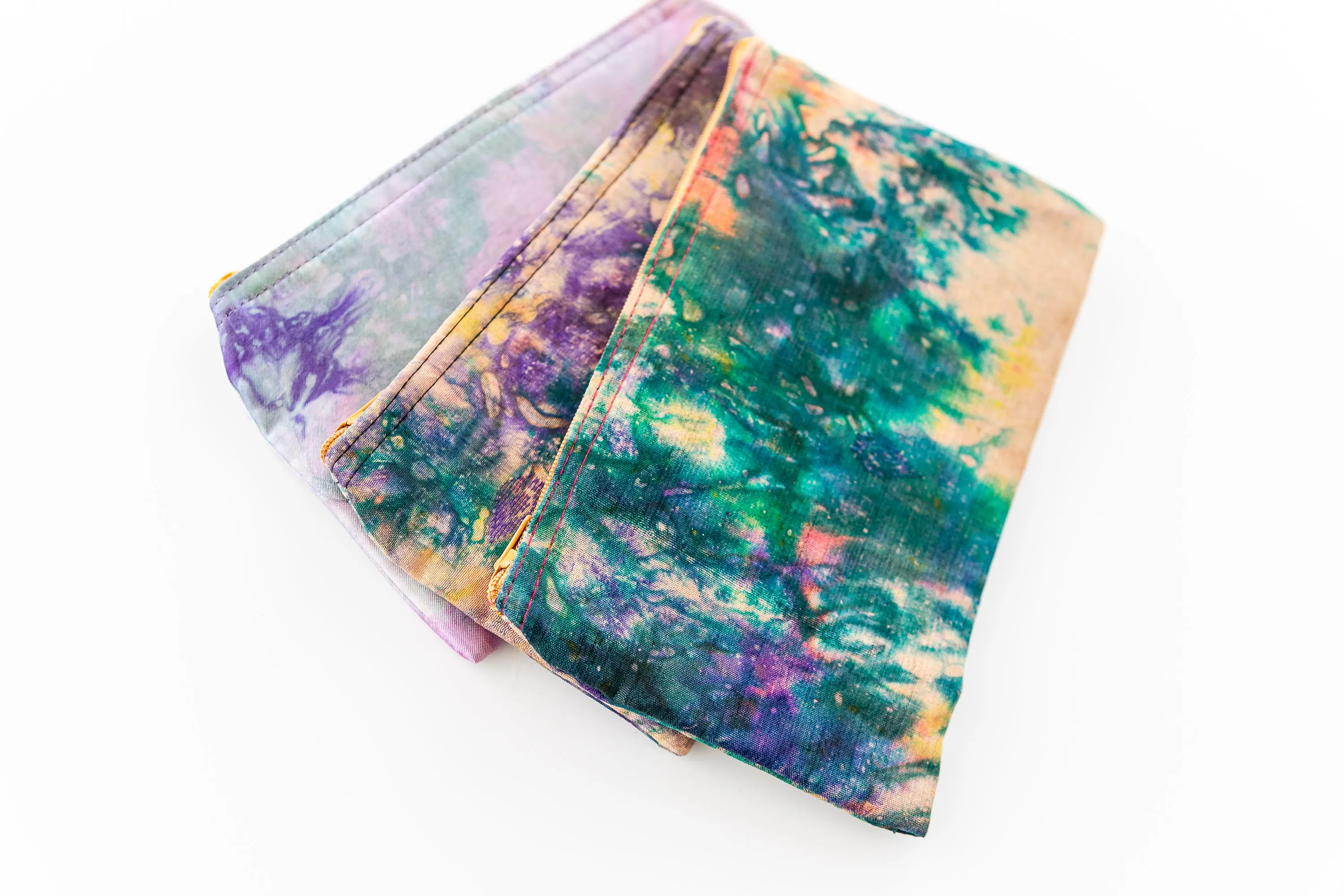 Medium Recycled Silk Everyday Pouch