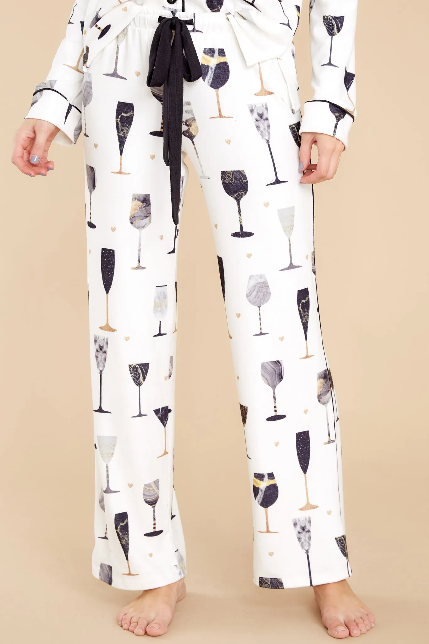 Night Cheers Ivory Wine Print Pajama Set