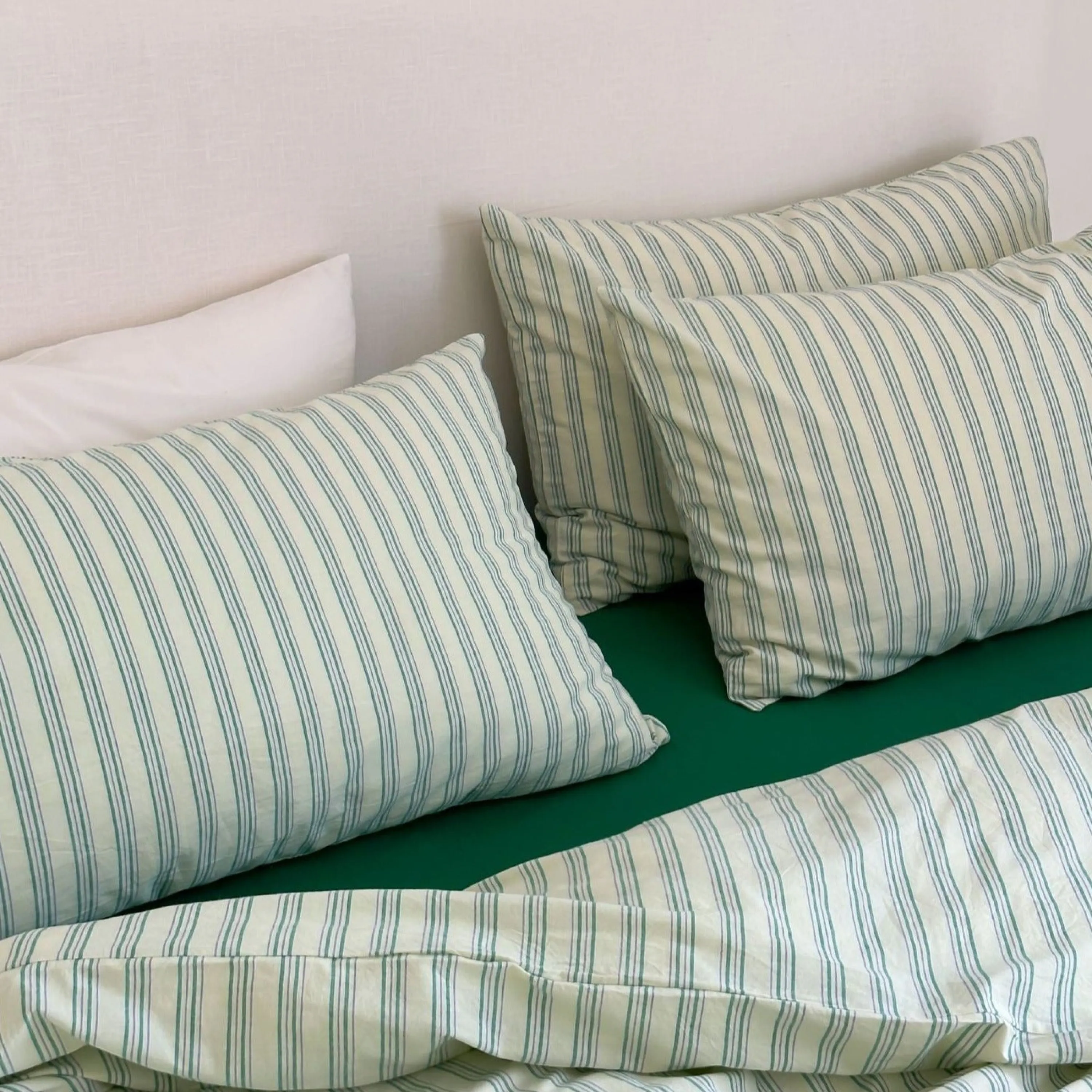 Refreshing Stripe Pillowcases / Yellow