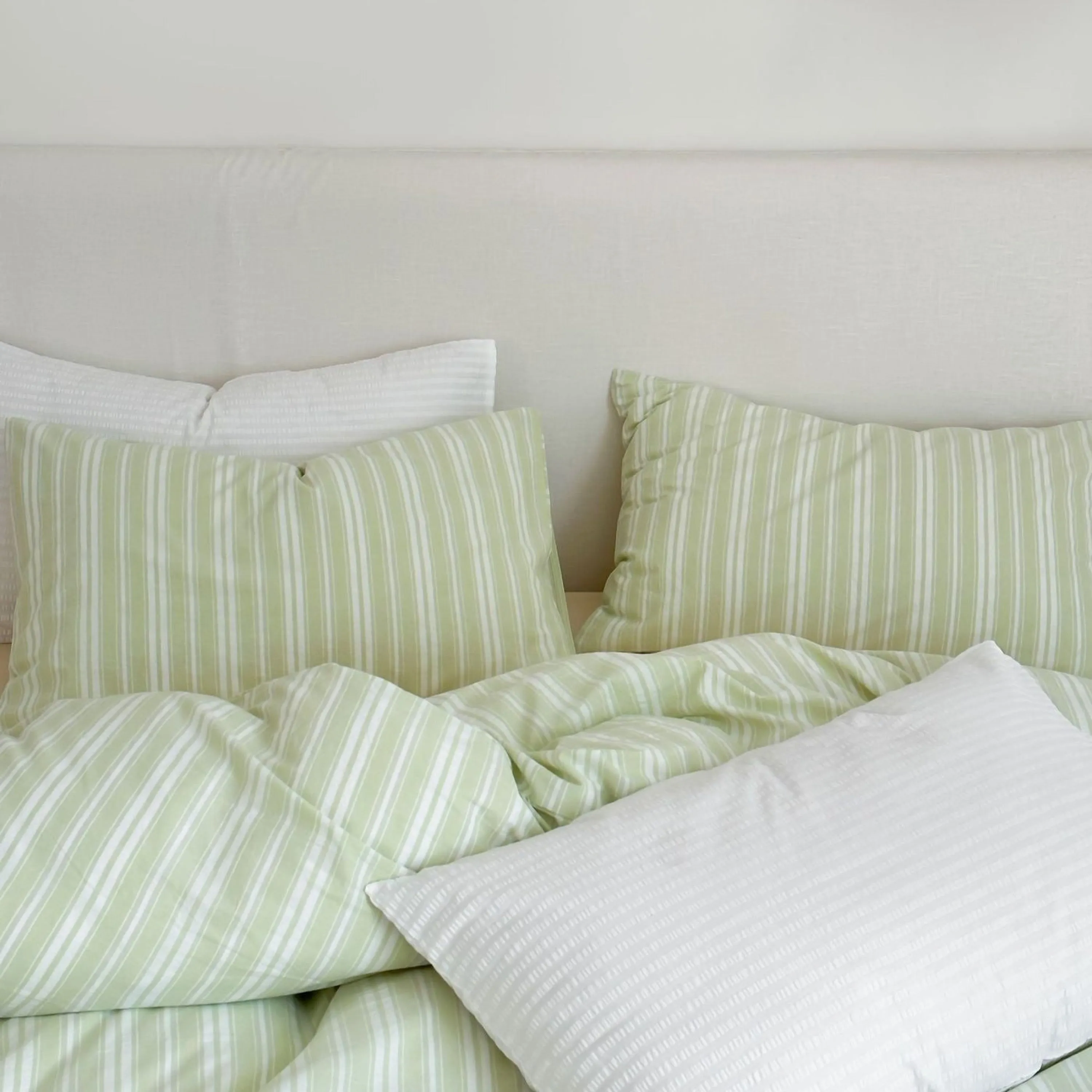 Refreshing Stripe Pillowcases / Yellow