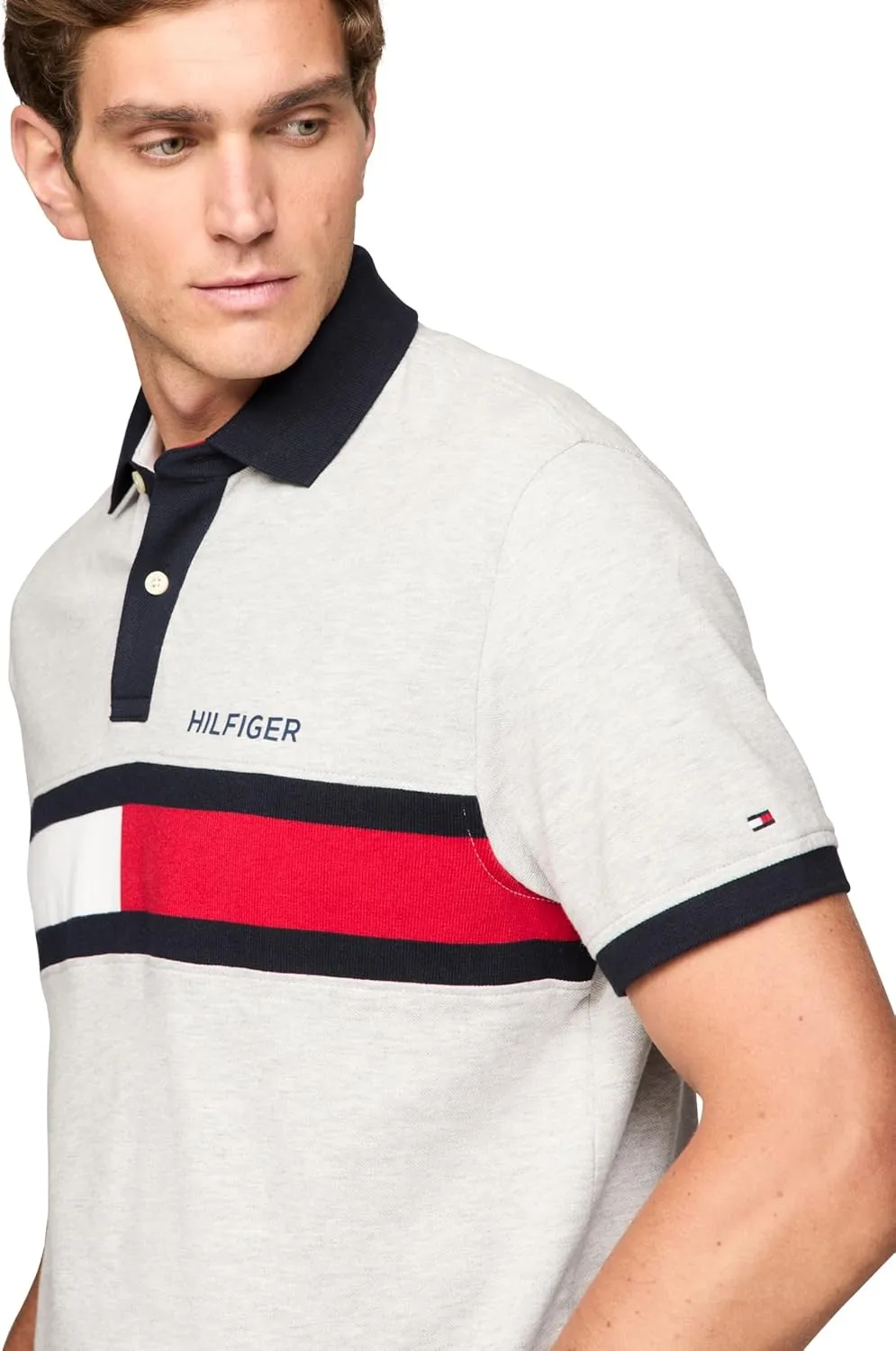 Tommy Hilfiger Men's Short Sleeve Cotton Pique Flag Polo in Regular Fit