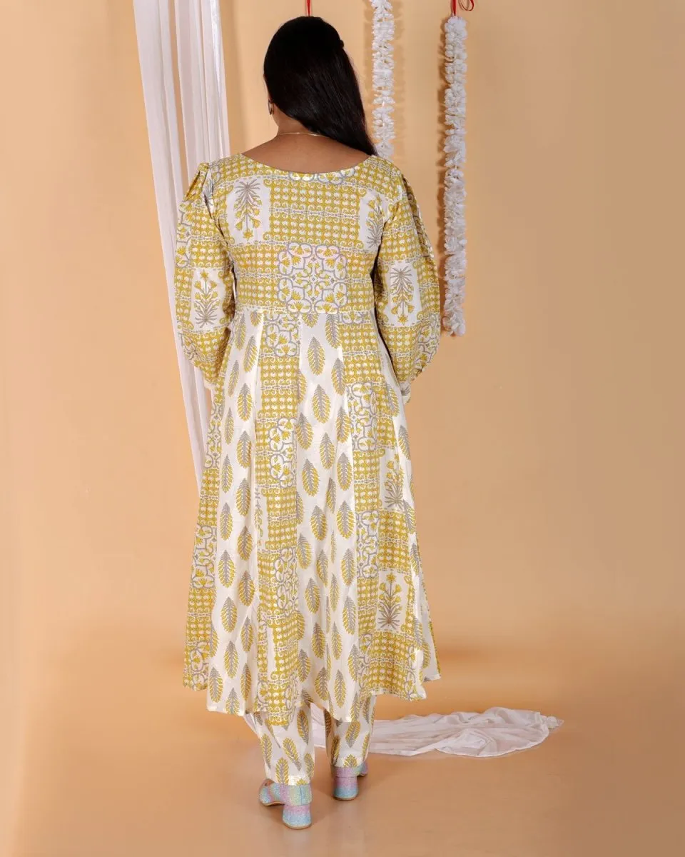 Twinning Combo-Madhupeela Floral Print Anarkali Kurta Set With Boys Jacket Kurta Pajama Set
