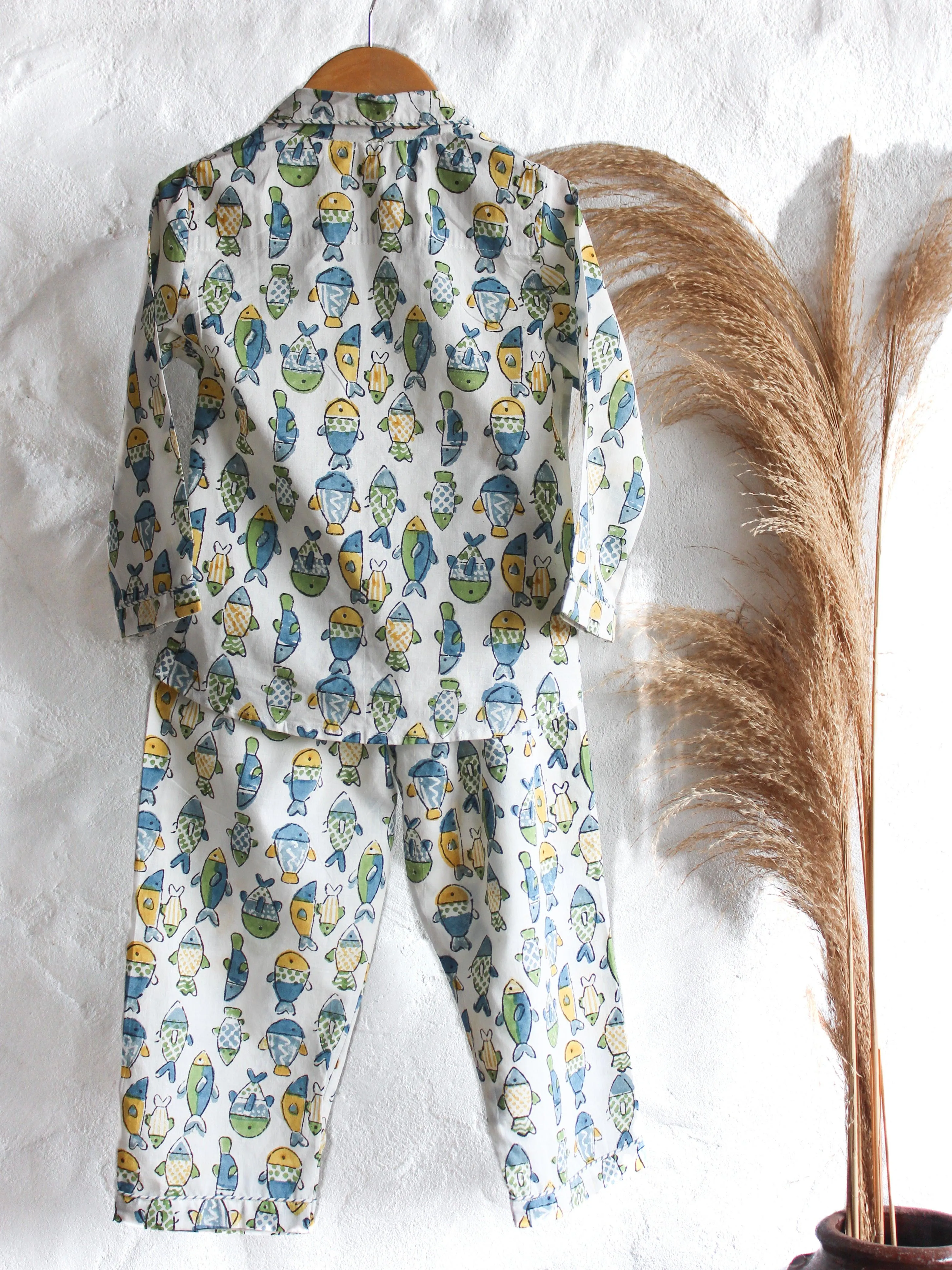 Unisex Kids Pajama - Fishes in White