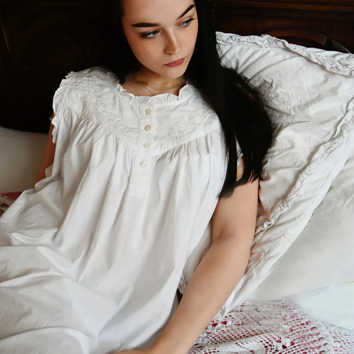 Veronica White Cotton Nightdress