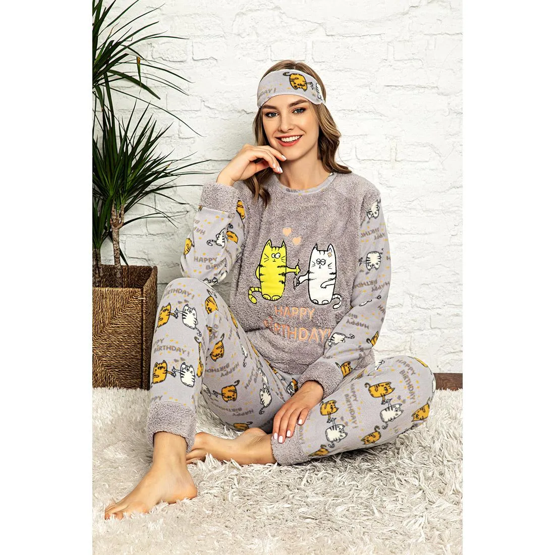 Women's Cozy Fleece Pajama Set Warm Suit The New Leisure Long-Sleeved Leisurewear Thickening Fashion Women's Clothing
